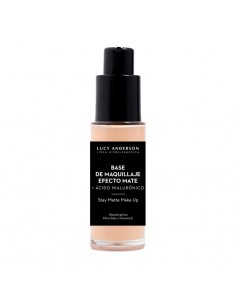 BASE LUCY AND STAY MATTE MAKE UP 00
