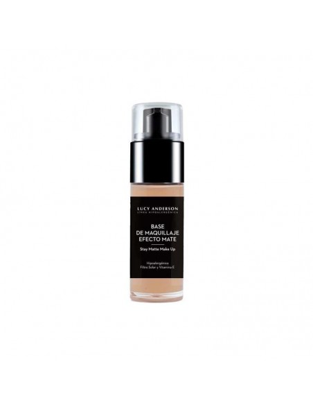 BASE LUCY AND STAY MATTE MAKE UP 01