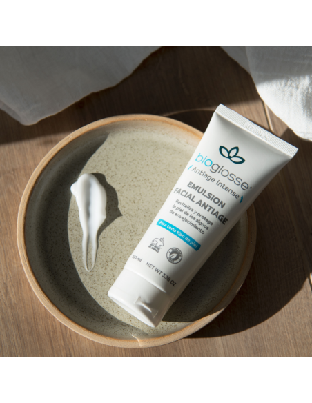 CREMA PARA ROSTRO BIOGLOSSE EMULSION ANTIAGE 100 cc